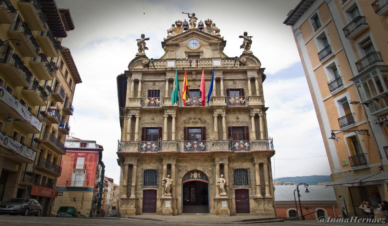 Calleestafeta, Apartamento Appartement Pamplona Buitenkant foto